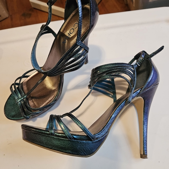 Women's heels - Picture 2 of 5